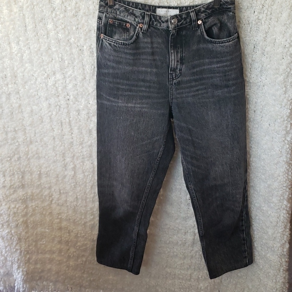 Topshop black distressed detailing on pockets and hems MOM jean ankle size 28